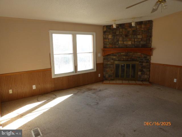 183 Sherman Dr Property Photo 3
