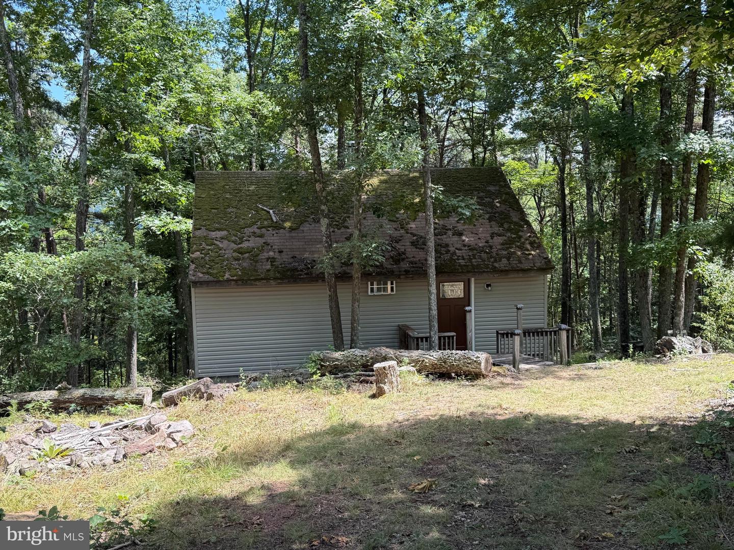 75 Linwood Dr Property Photo 2