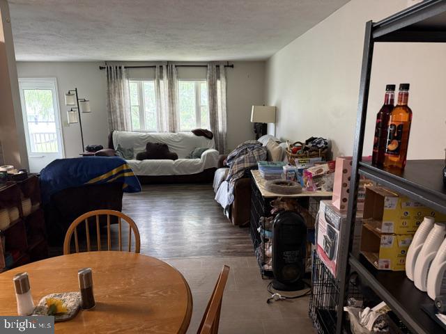 586 Central Ave Property Photo 6