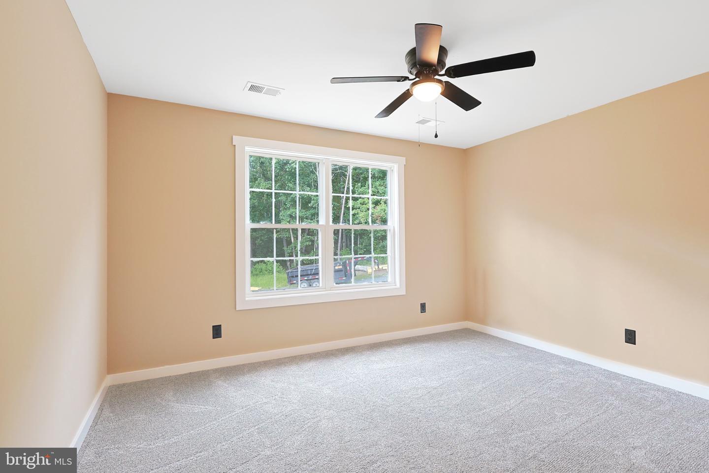 123 West Parker Drive Property Photo 15