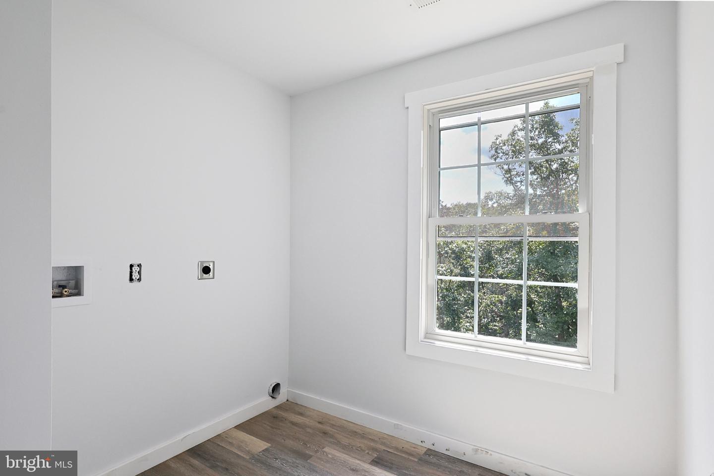 133 West Parker Drive Property Photo 24