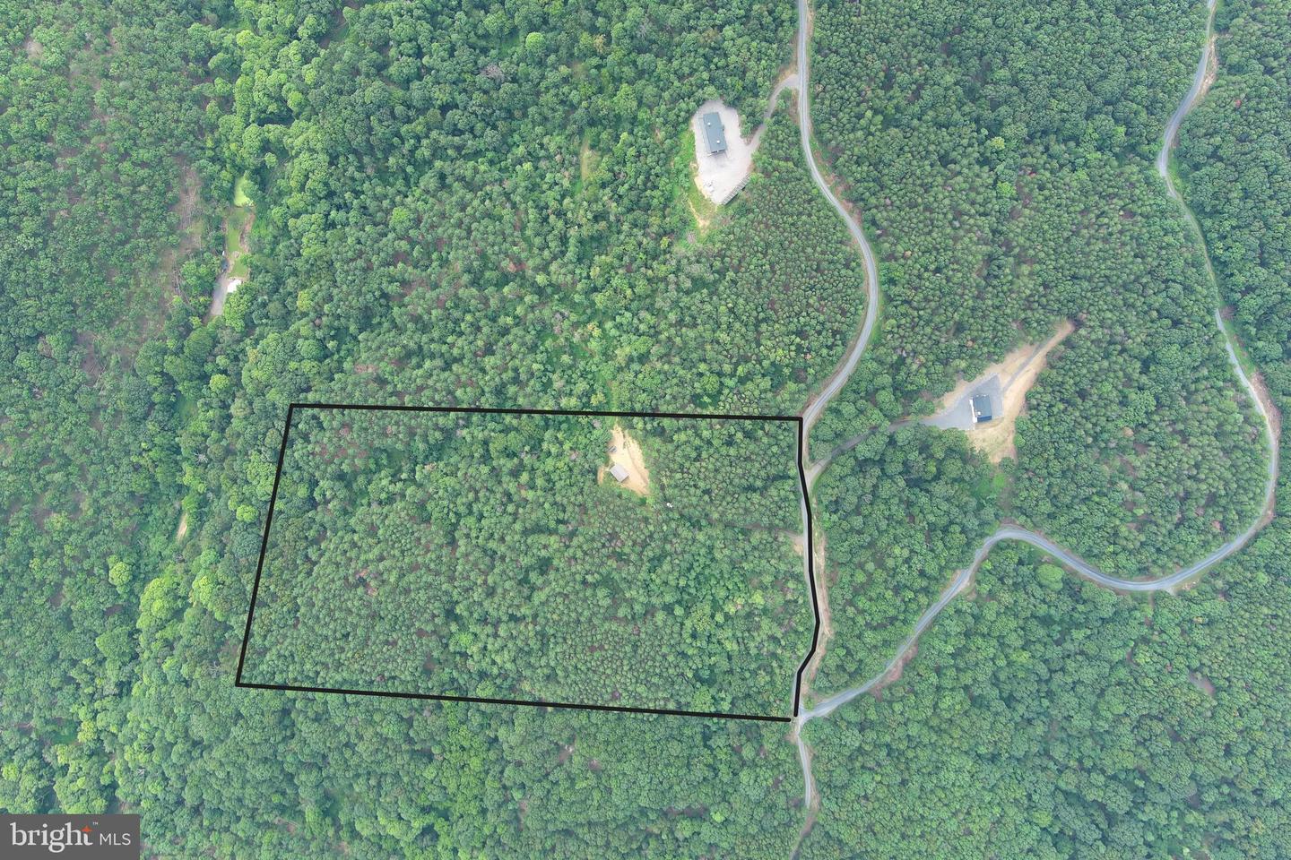 3 Bluffs On The Potomac Property Photo 11