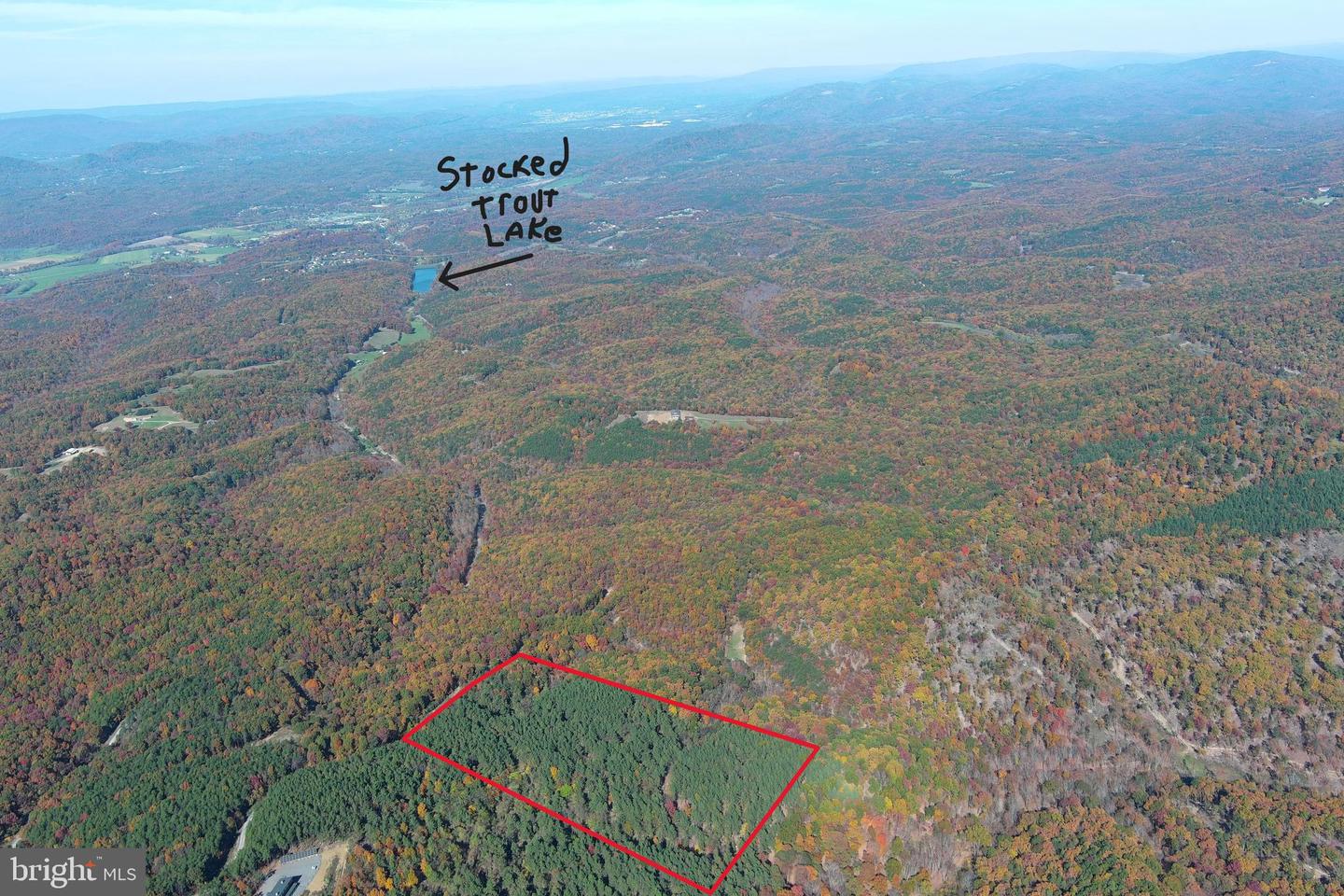 3 Bluffs On The Potomac Property Photo 16