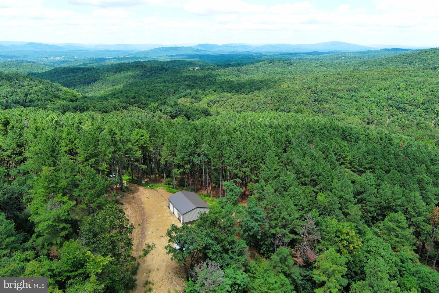 3 Bluffs On The Potomac Property Photo 63