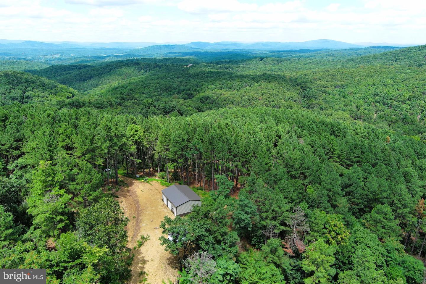3 Bluffs On The Potomac Property Photo 64