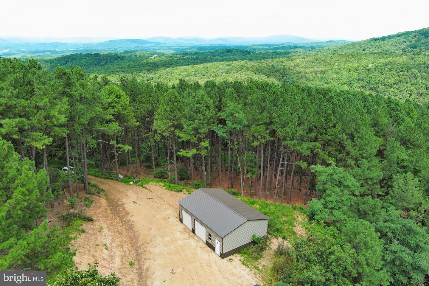 3 Bluffs On The Potomac Property Photo 68