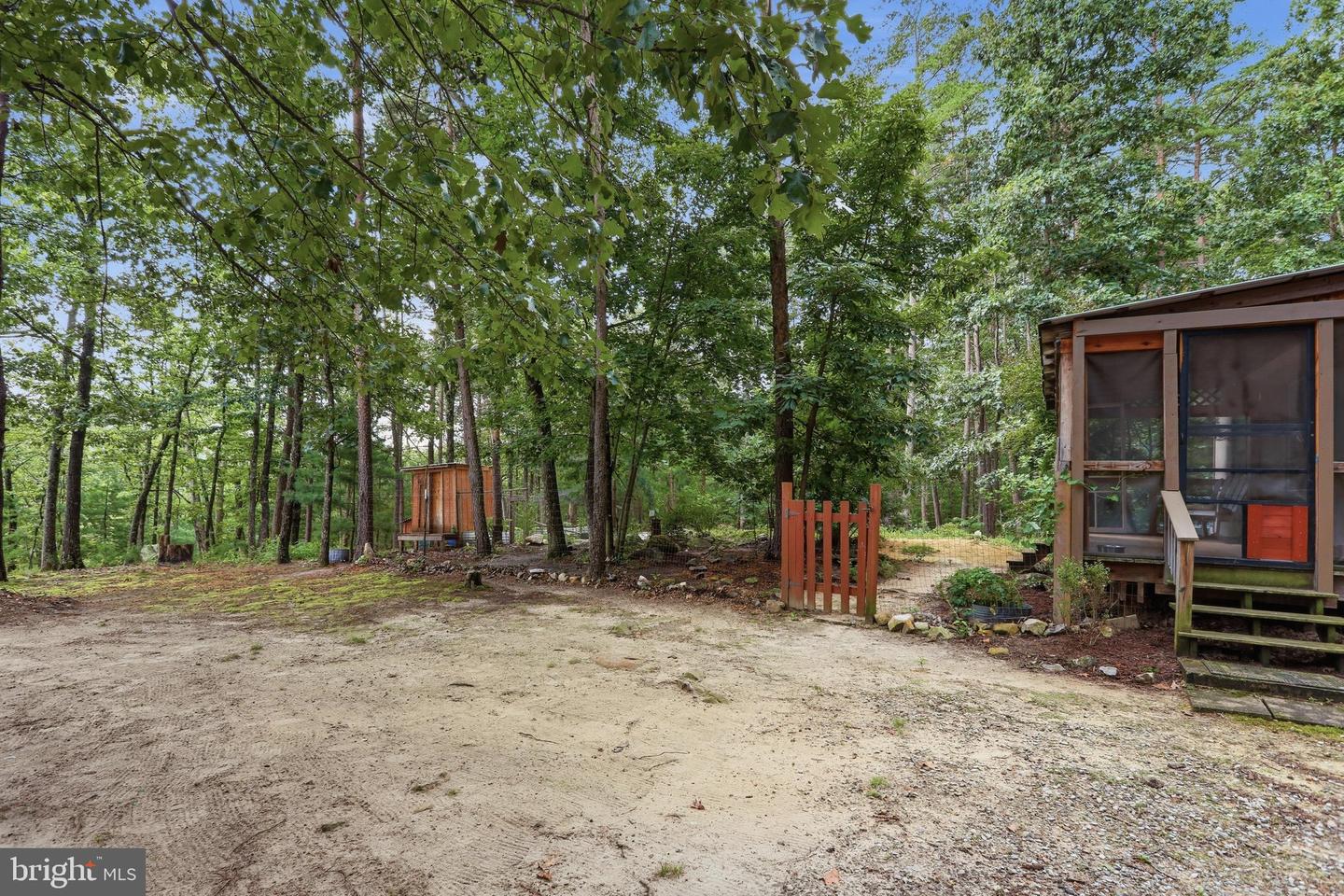 899 Oak Dale Ct Property Photo 18