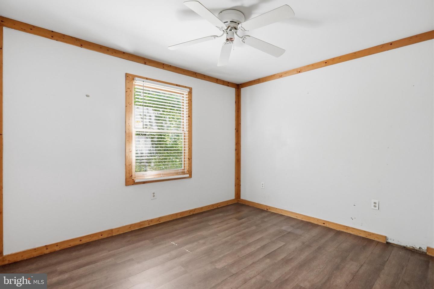 899 Oak Dale Ct Property Photo 23