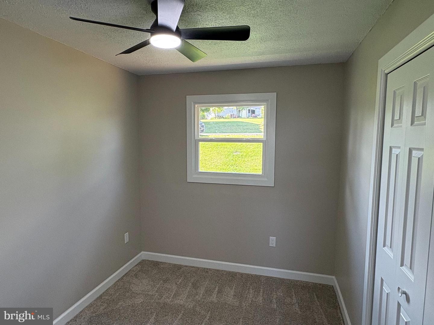 114 Peach Dr Property Photo 8