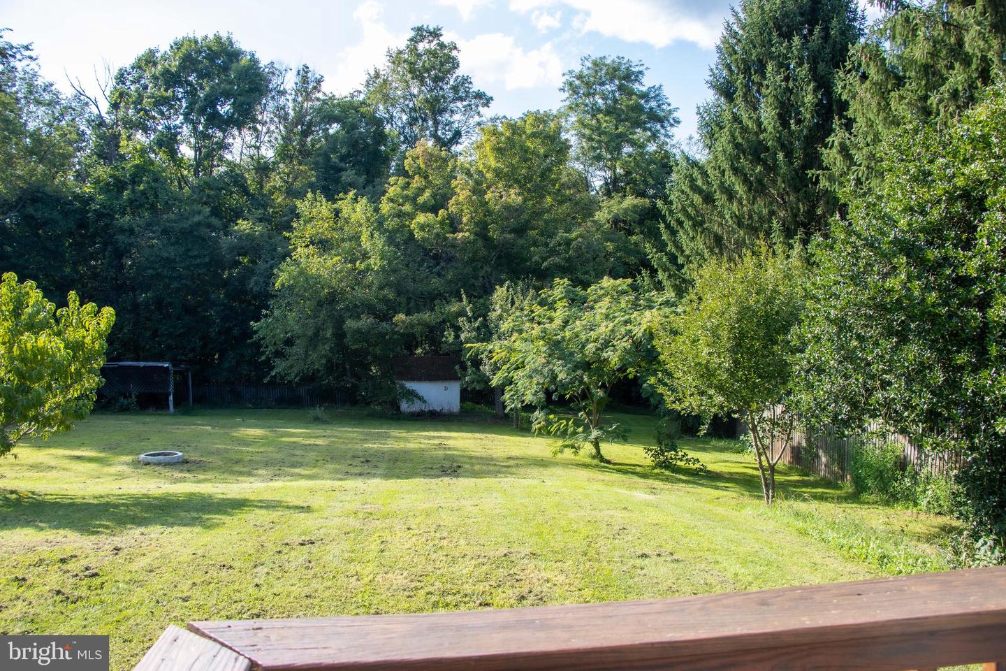 369 W Ridge Loop Rd Property Photo 6