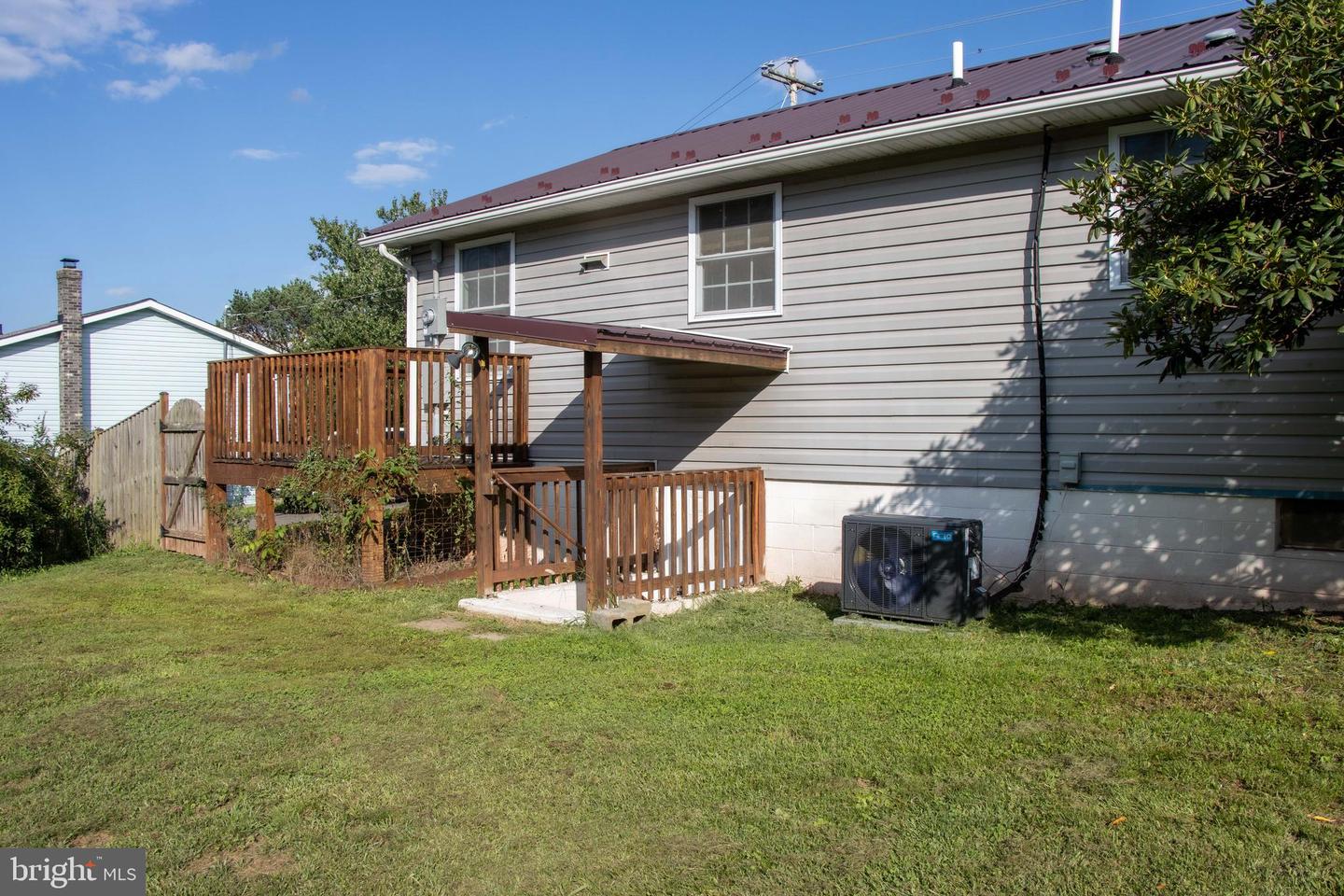 369 W Ridge Loop Rd Property Photo 10