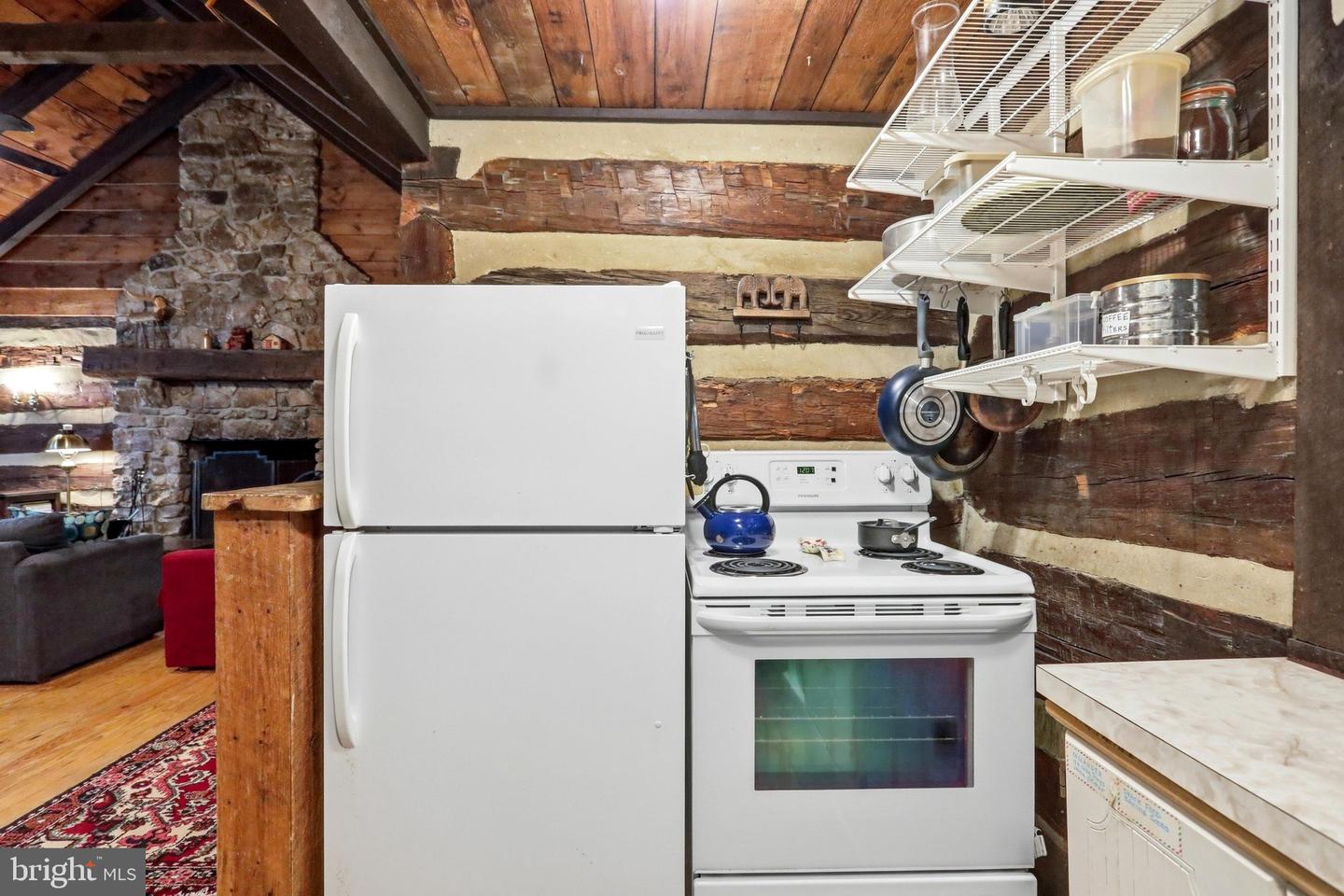 547 Twin Flower Ln Property Photo 16