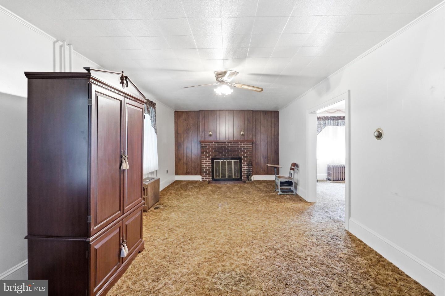 301 Wirgman Hl Property Photo 15