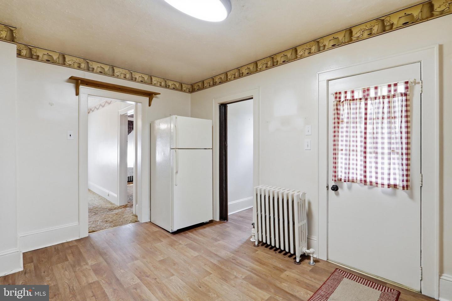 301 Wirgman Hl Property Photo 24