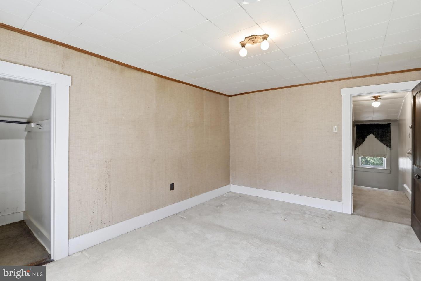 301 Wirgman Hl Property Photo 31