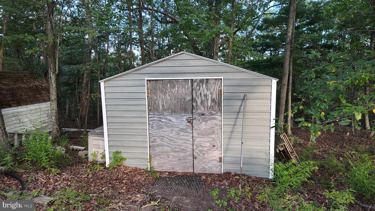 607 Feller Dr Property Photo 18