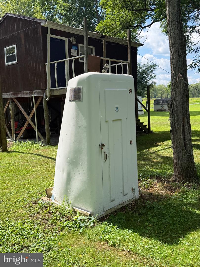 Washington Bottom Road Property Photo 6