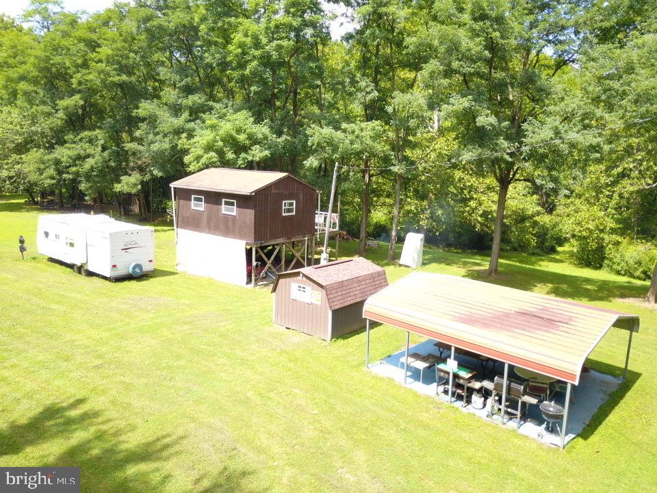 Washington Bottom Road Property Photo 12