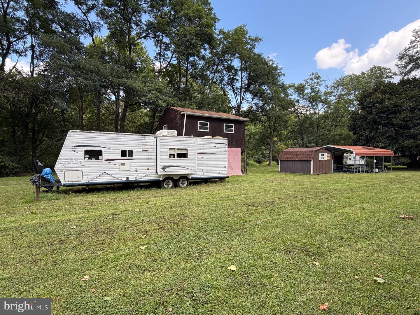 Washington Bottom Road Property Photo 16