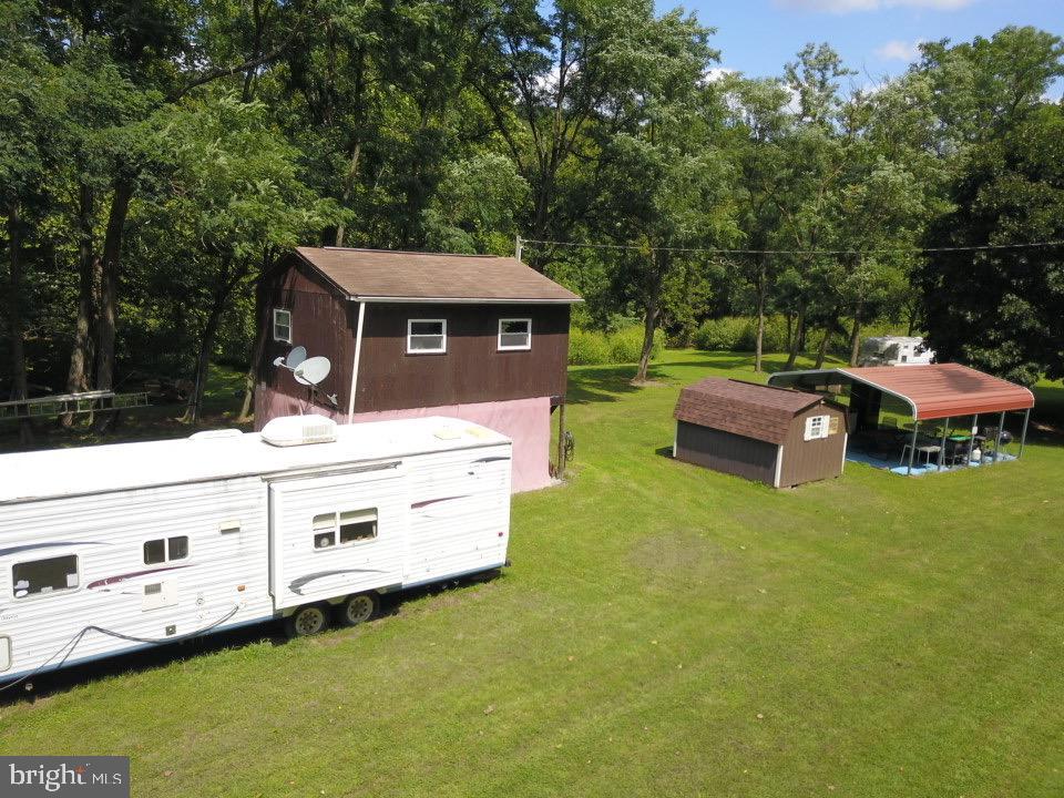 Washington Bottom Road Property Photo 18