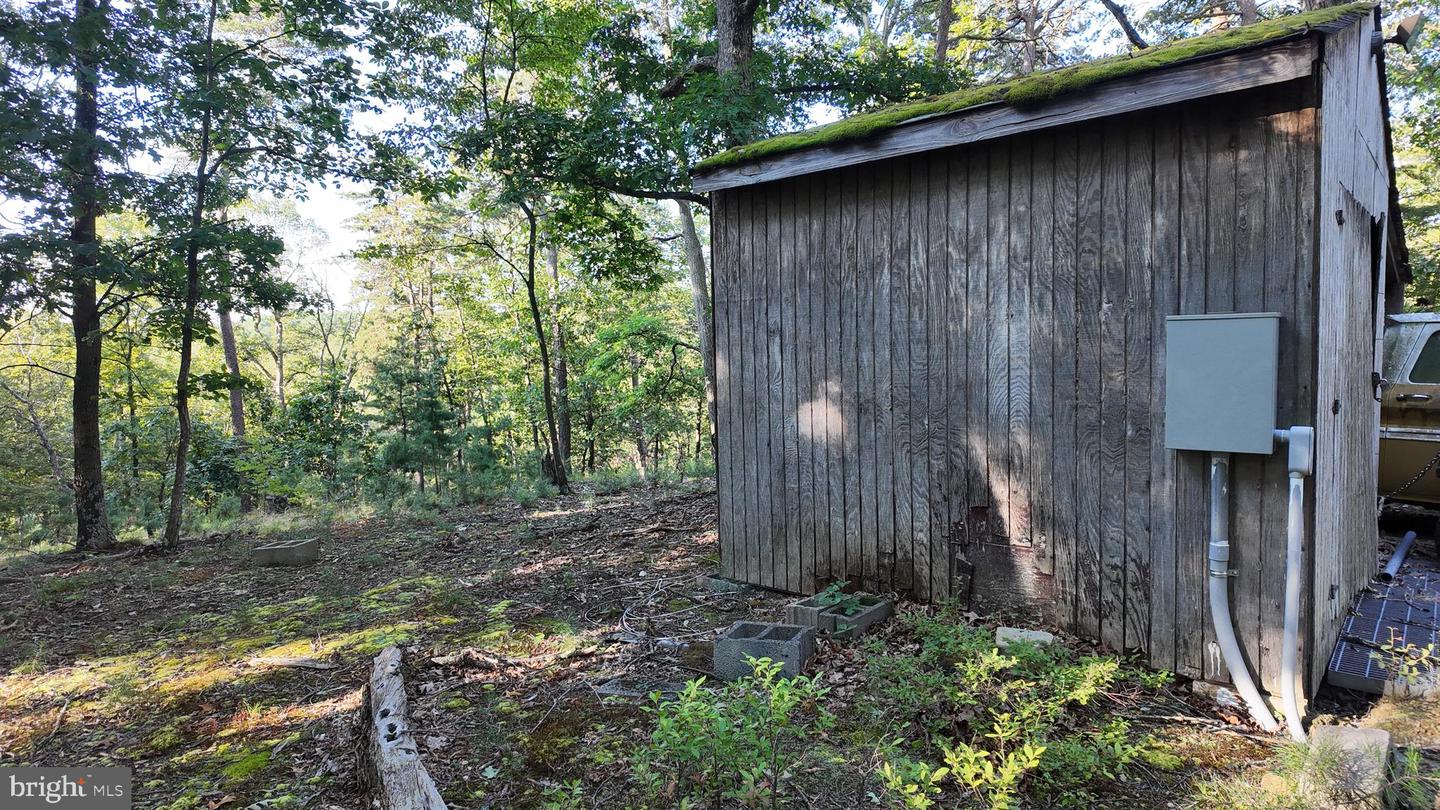 1552 Old Smith Farm Rd Property Photo 14