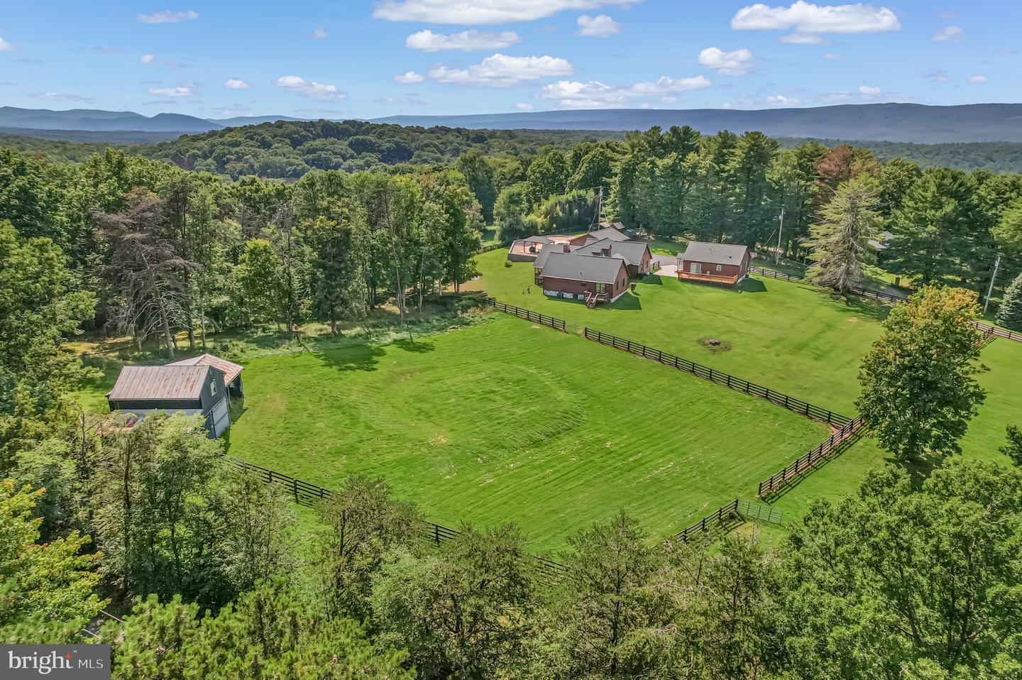 329 Hawks Nest Property Photo 1