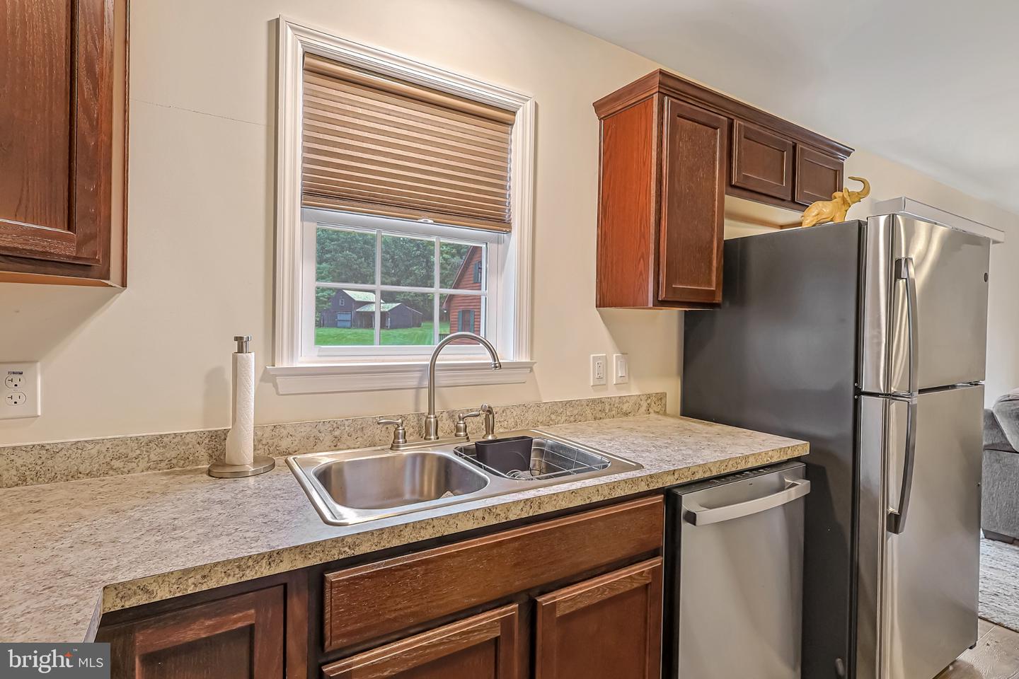 329 Hawks Nest Property Photo 37