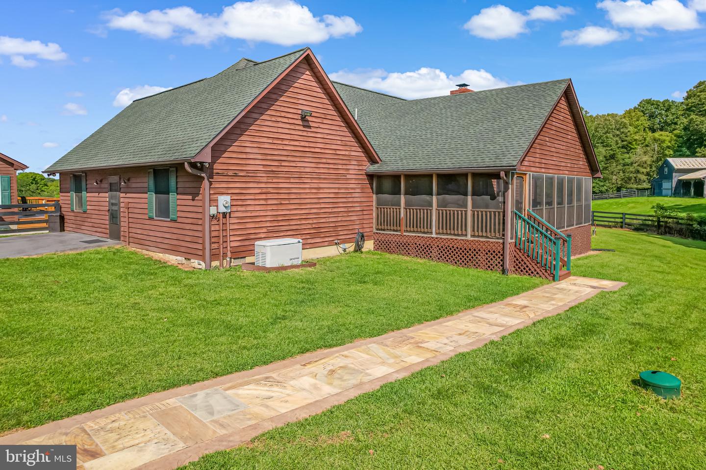 329 Hawks Nest Property Photo 64