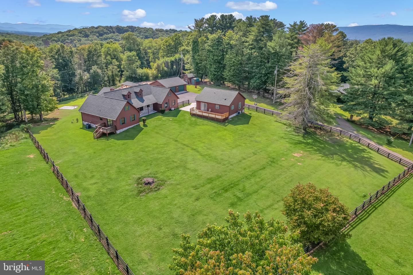 329 Hawks Nest Property Photo 70