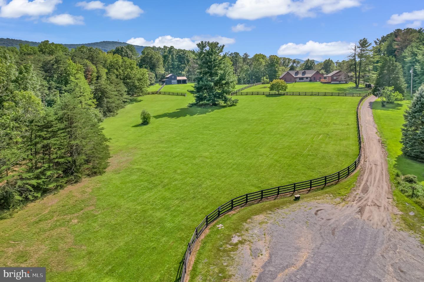 329 Hawks Nest Property Photo 73
