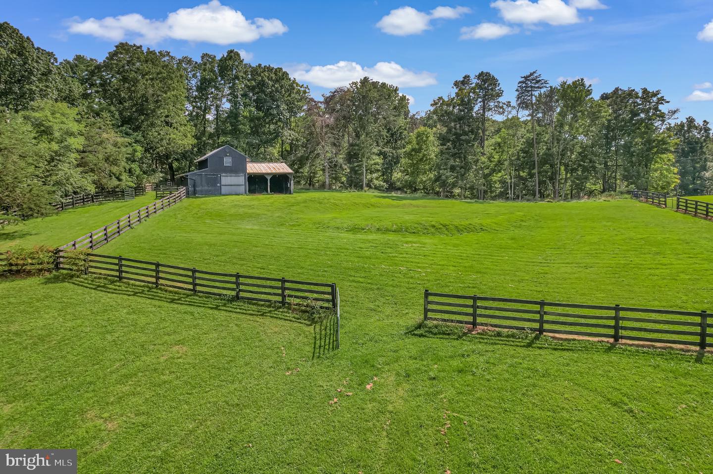 329 Hawks Nest Property Photo 80