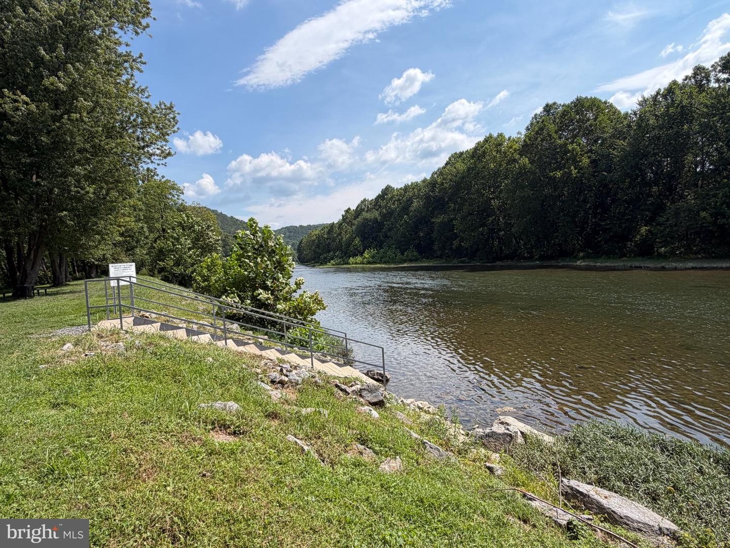 218 Bluffs On The Potomac Property Photo 38