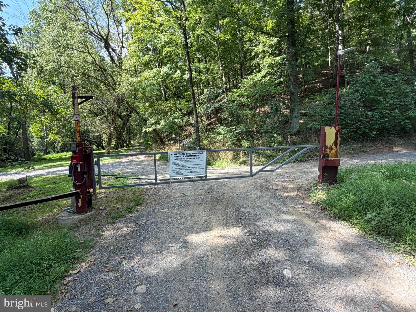 218 Bluffs On The Potomac Property Photo 44