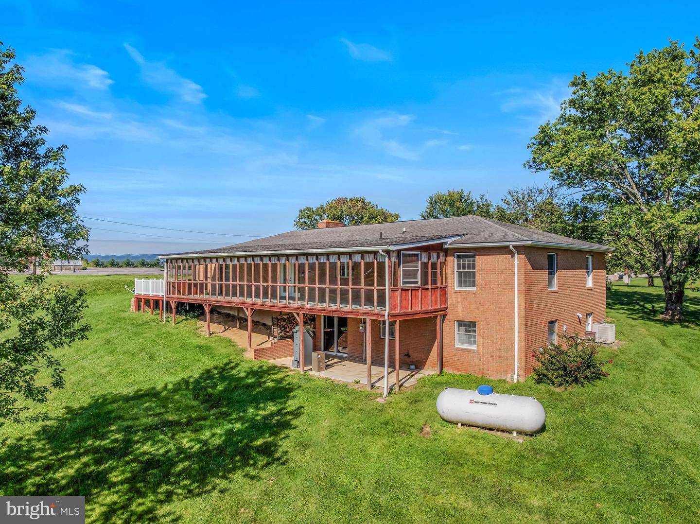 25 Pancione Loop Property Photo 6