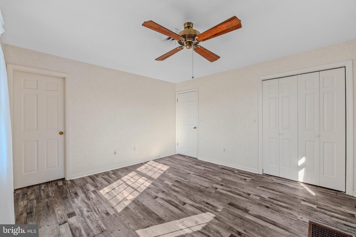 25 Pancione Loop Property Photo 21