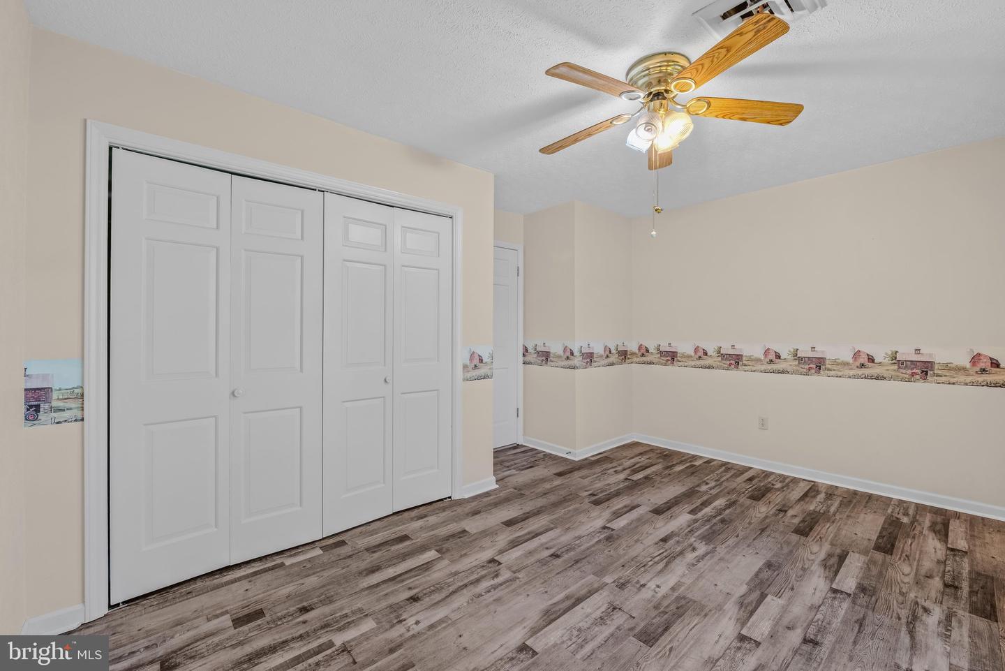 25 Pancione Loop Property Photo 27