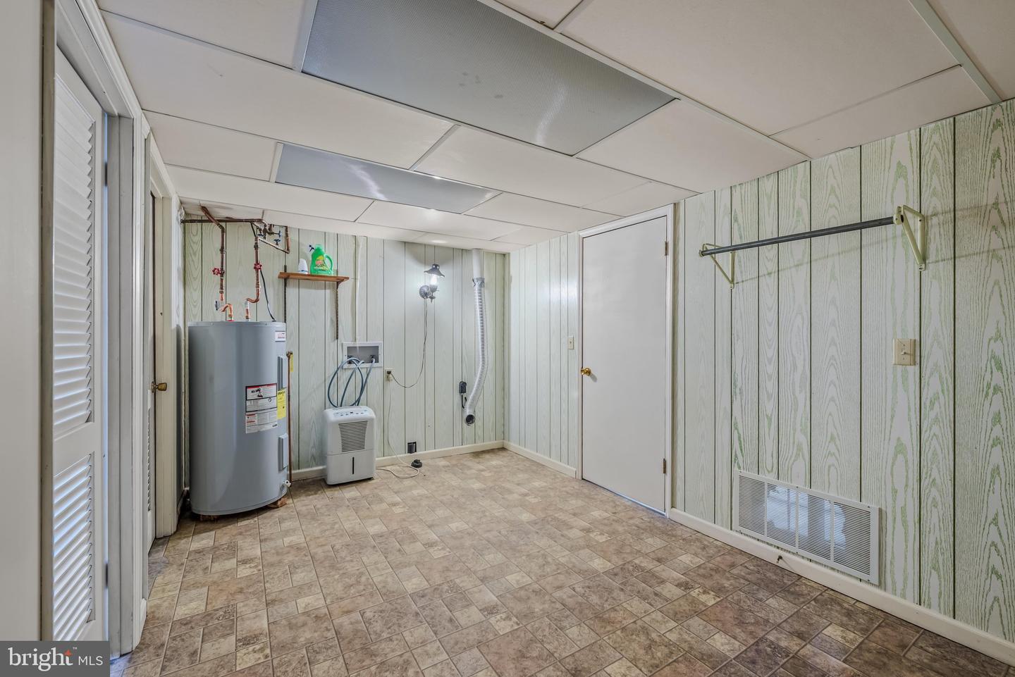 25 Pancione Loop Property Photo 34