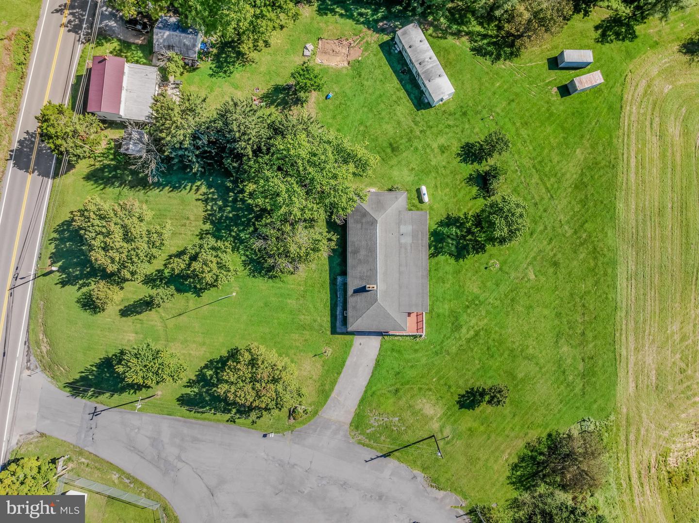 25 Pancione Loop Property Photo 59