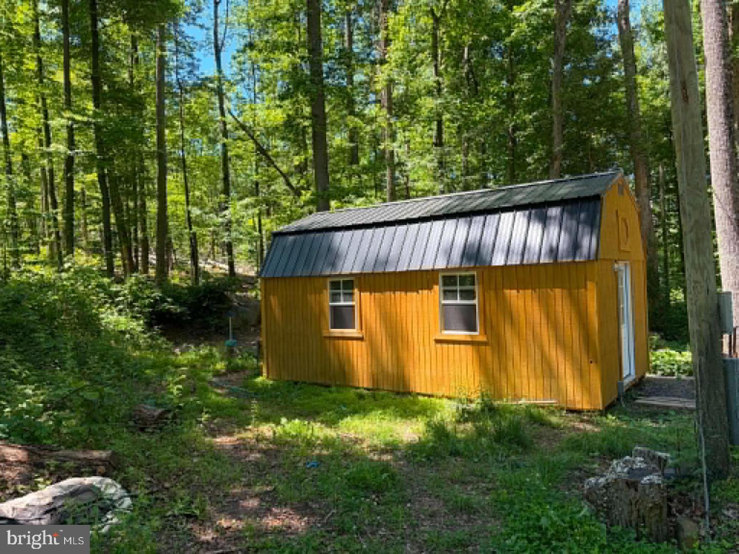 51 Cabin Rd Property Photo 11