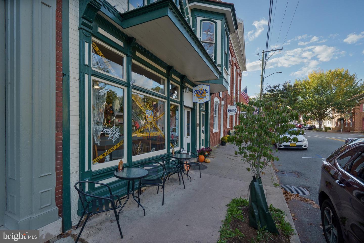 104 E German St Property Photo 4