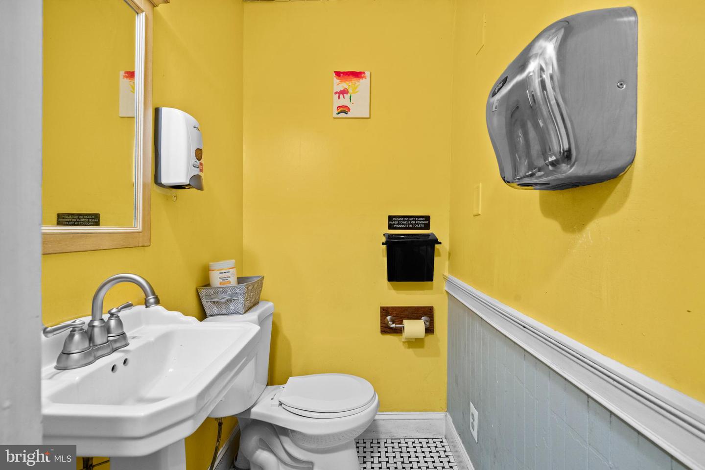 104 E German St Property Photo 13