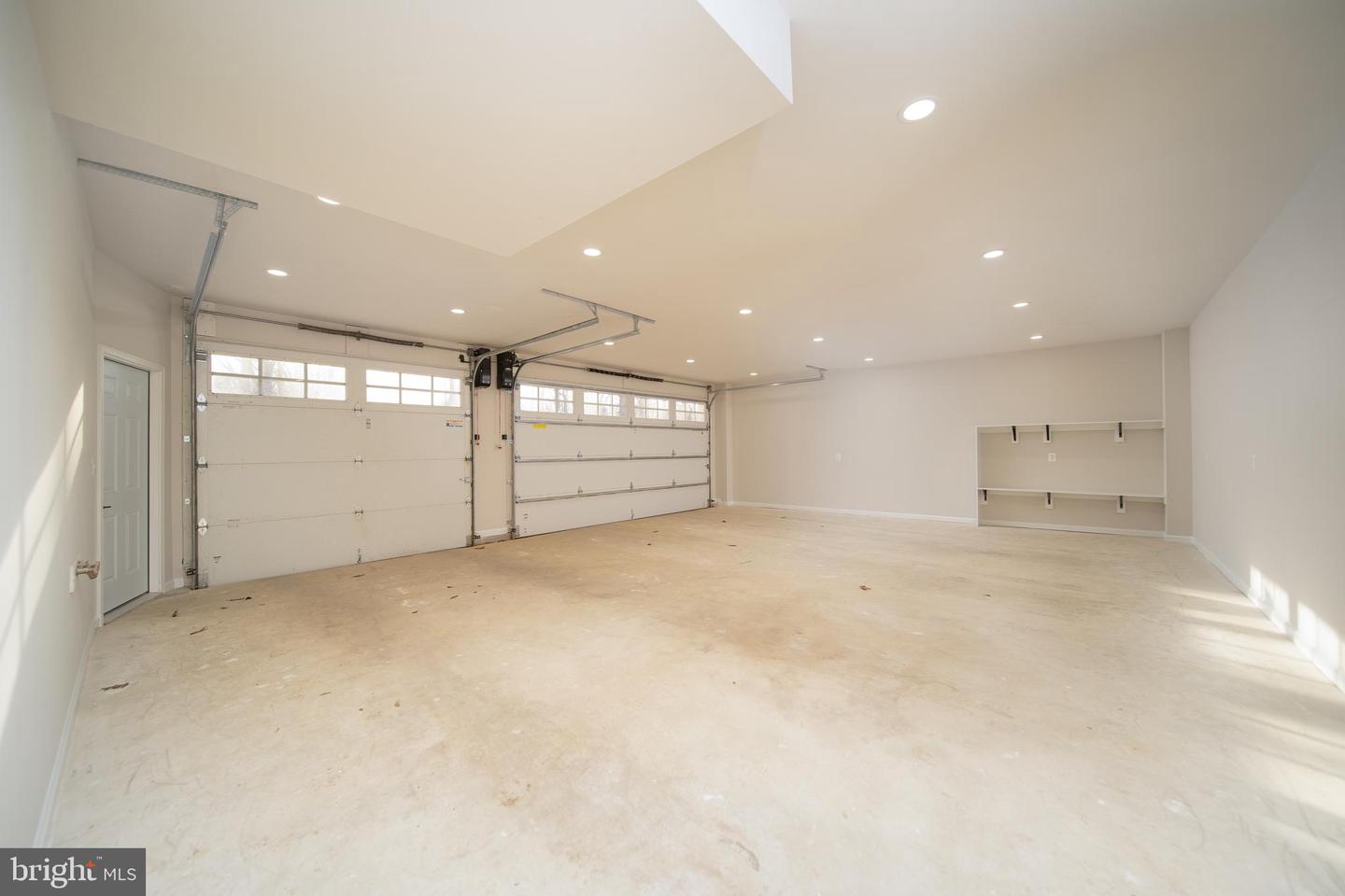 659 Waterside Drive Property Photo 69