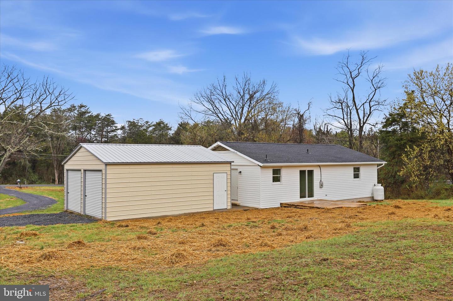 276 Forest View Dr Property Photo 8