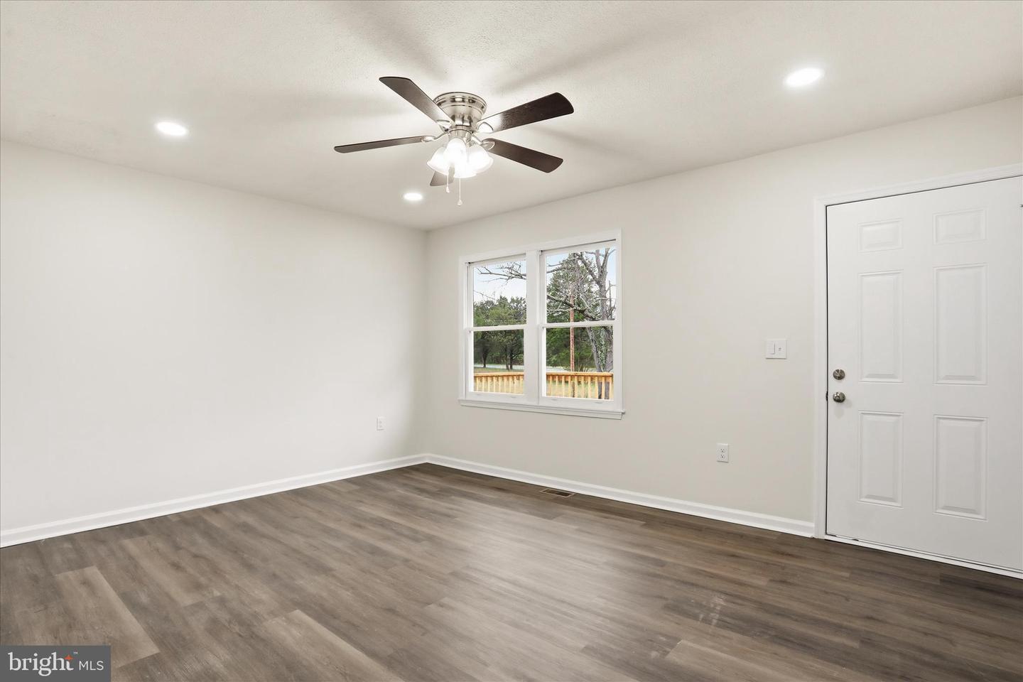 276 Forest View Dr Property Photo 15