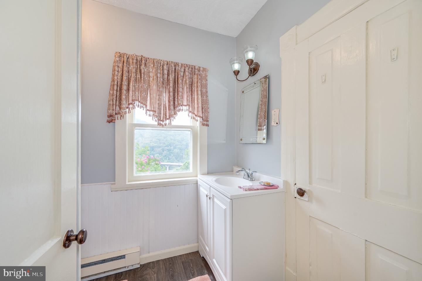 675 Cliff Street/mcdowell St Property Photo 60
