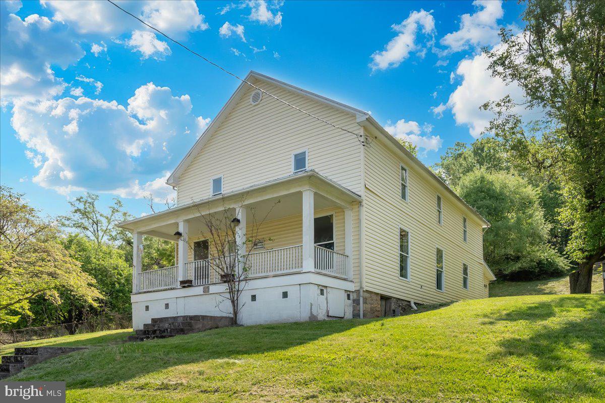 576 HALLTOWN RD