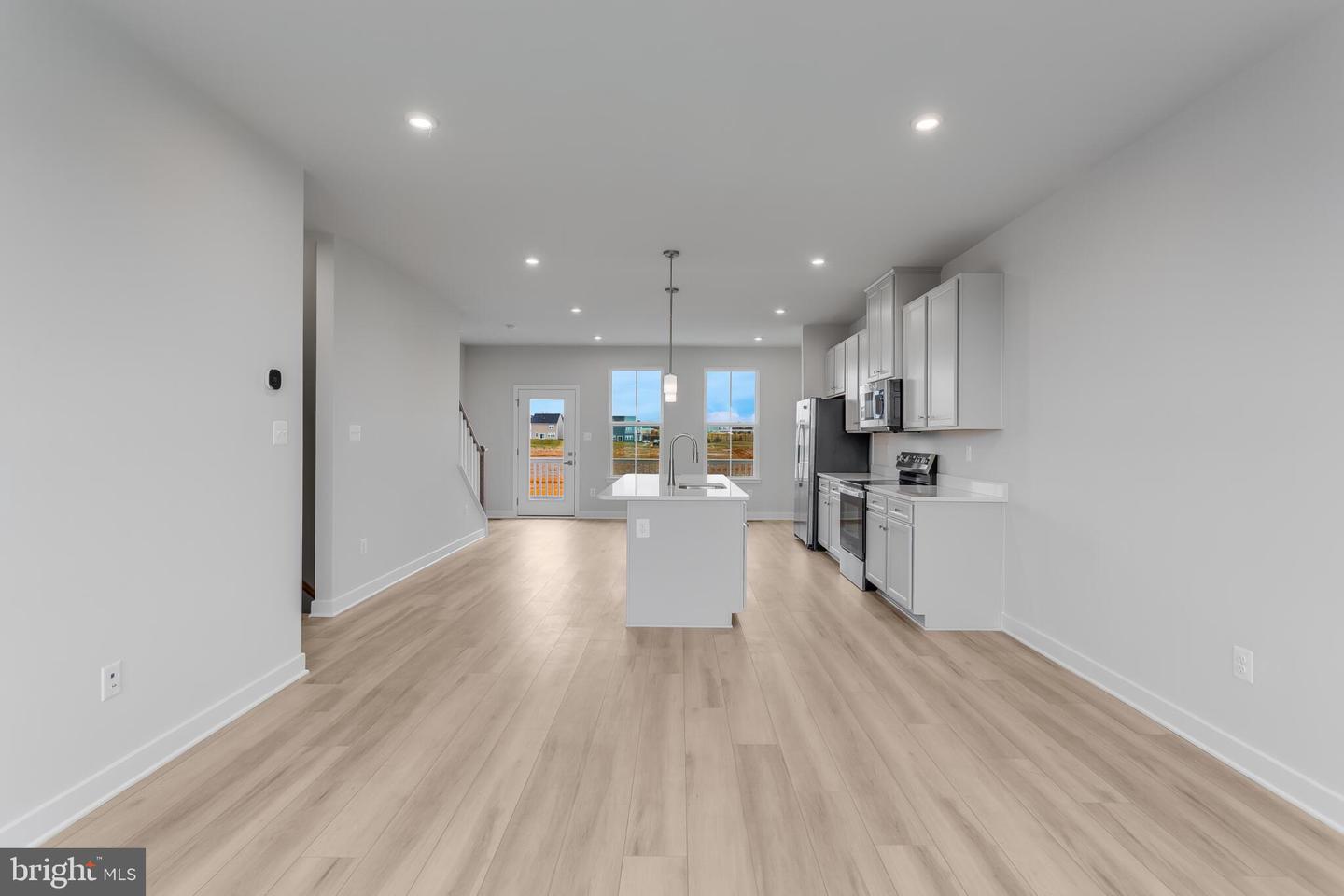 1733 Destrier St Property Photo 10