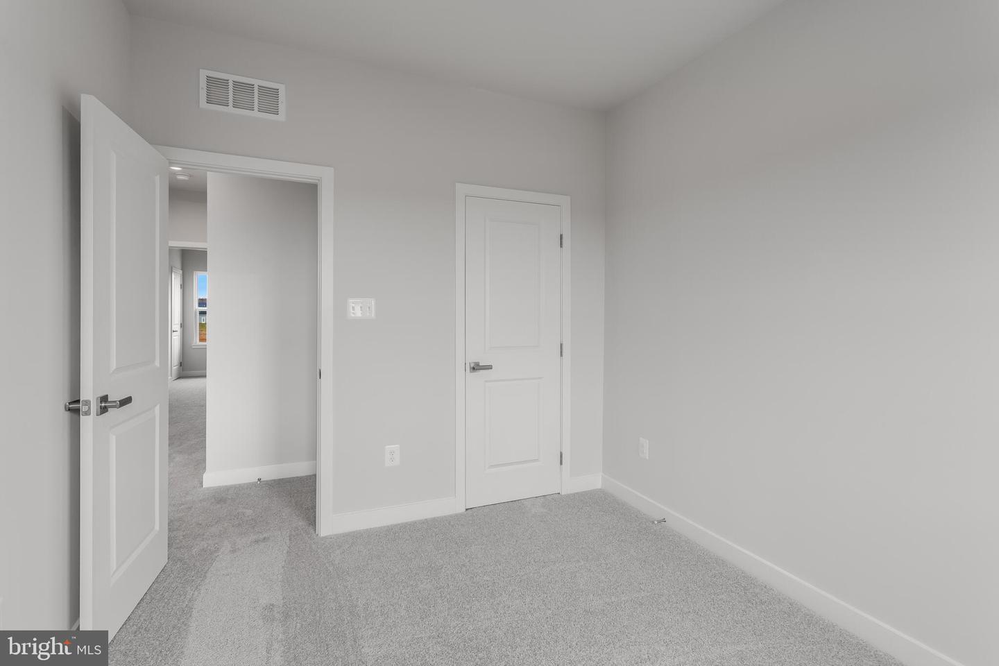 1733 Destrier St Property Photo 15