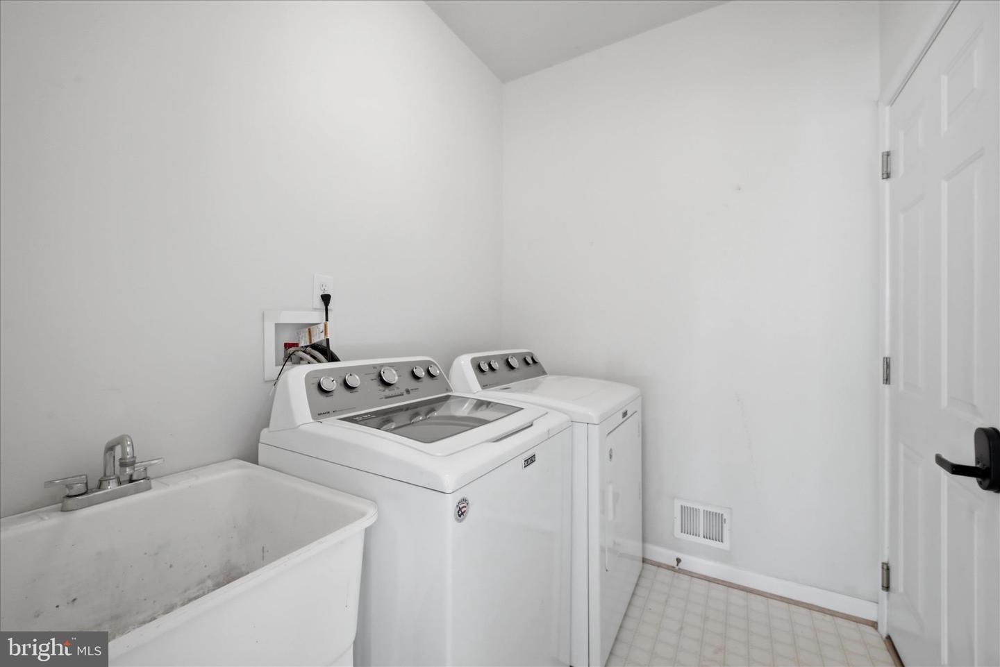 49 Appomattox Ln Property Photo 33