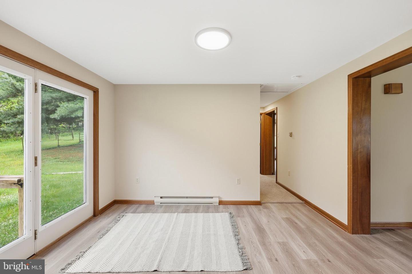 4789 Shepherdstown Pike Property Photo 11